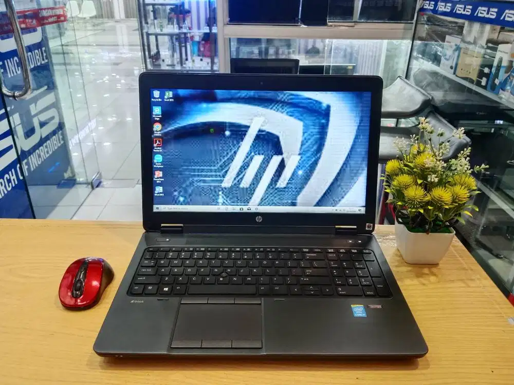LAPTOP MEWAH HP ZBOOK 15 G2 CORE i7 RAM 16GB SSD 512GB SIAP GAMES