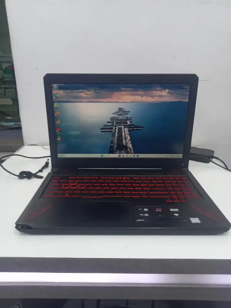 Asus tuf gaming fx504 series core i7 -8750 h 8 GB ram 128+1 TB
