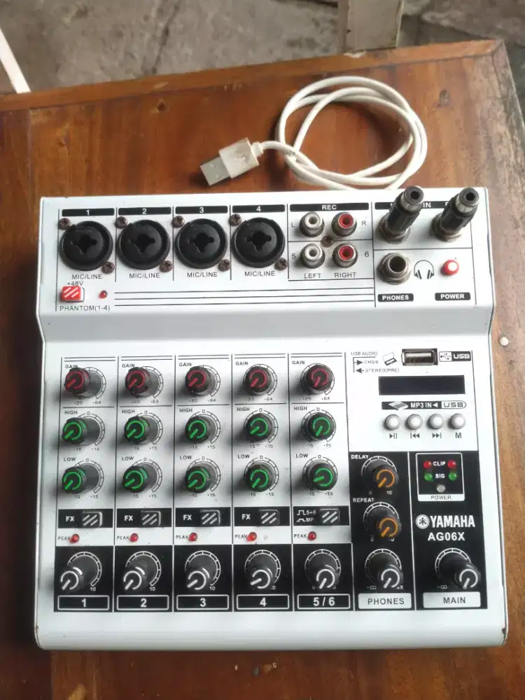 Mixer Yamaha AG06X
