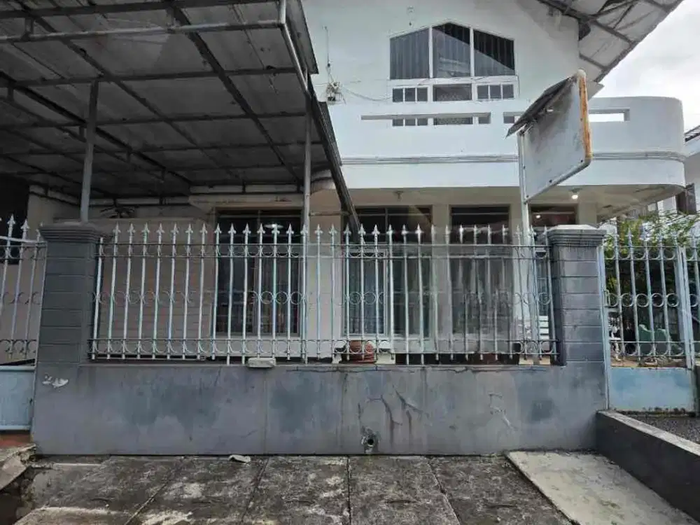 DIJUAL Cepat Rumah di Tanjung Duren Timur Jalan lebar Luas3 jalur