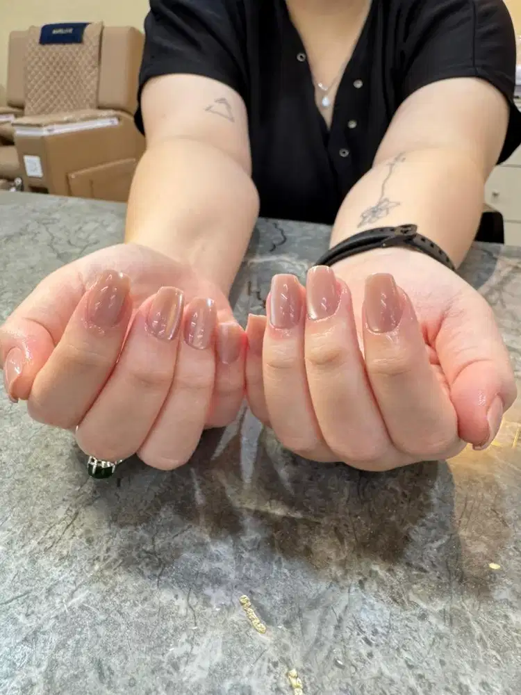 DIBUTUHKAN KARYAWAN TETAP NAIL ART & EYELASH - BACA KETERANGAN DBWH!