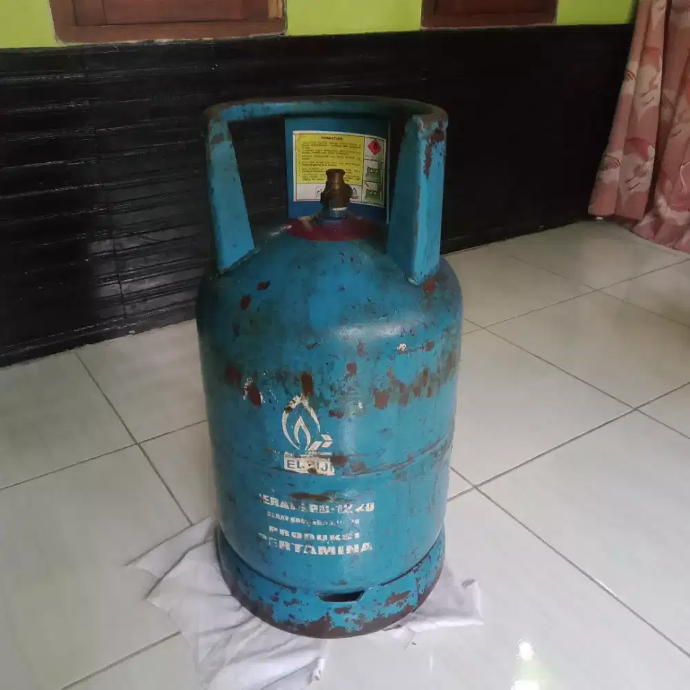 Tabung gas LPG 12 kg