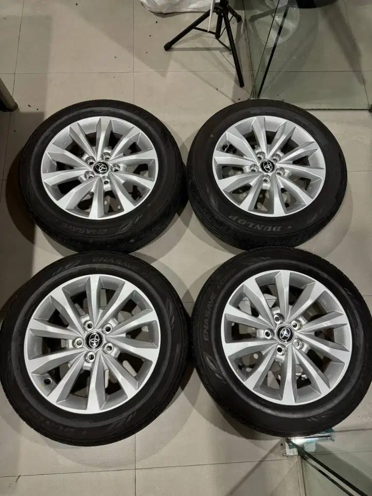 Velg Innova Zenix V 17 + Ban 2025