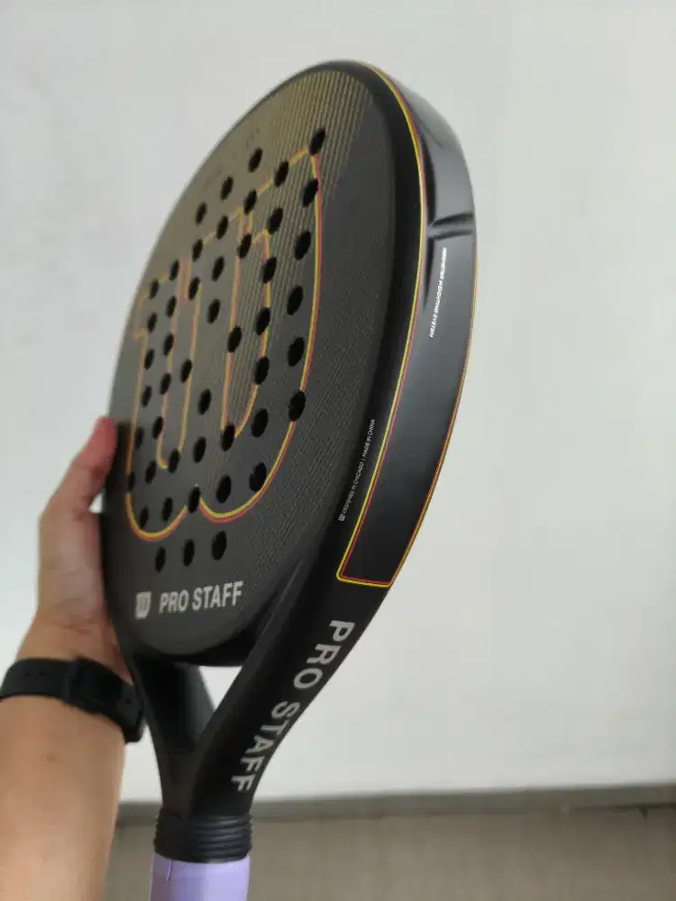 Wilson Pro Staff V2