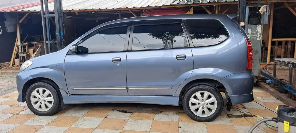 Toyota Avanza 2011 Bensin