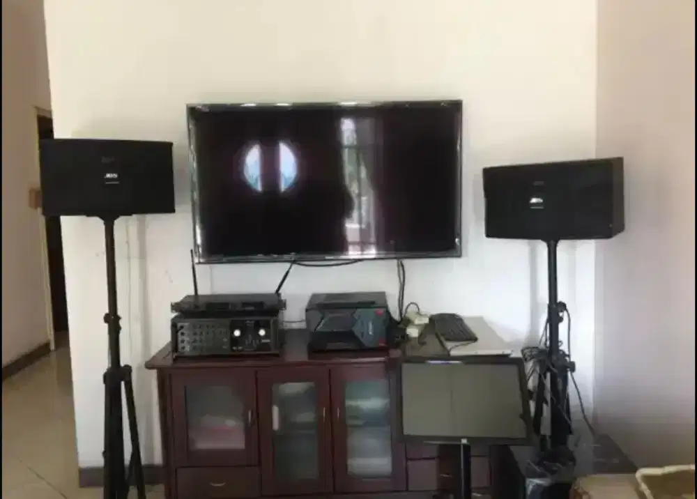 1set home teater dan tv