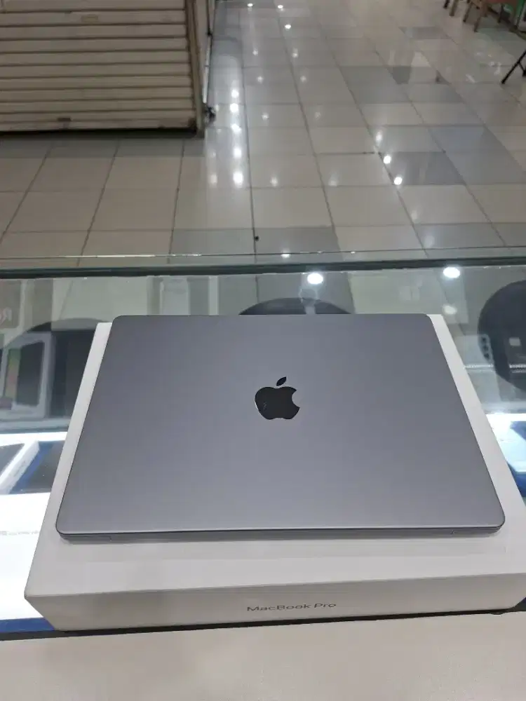 Macbook Pro M3 14
