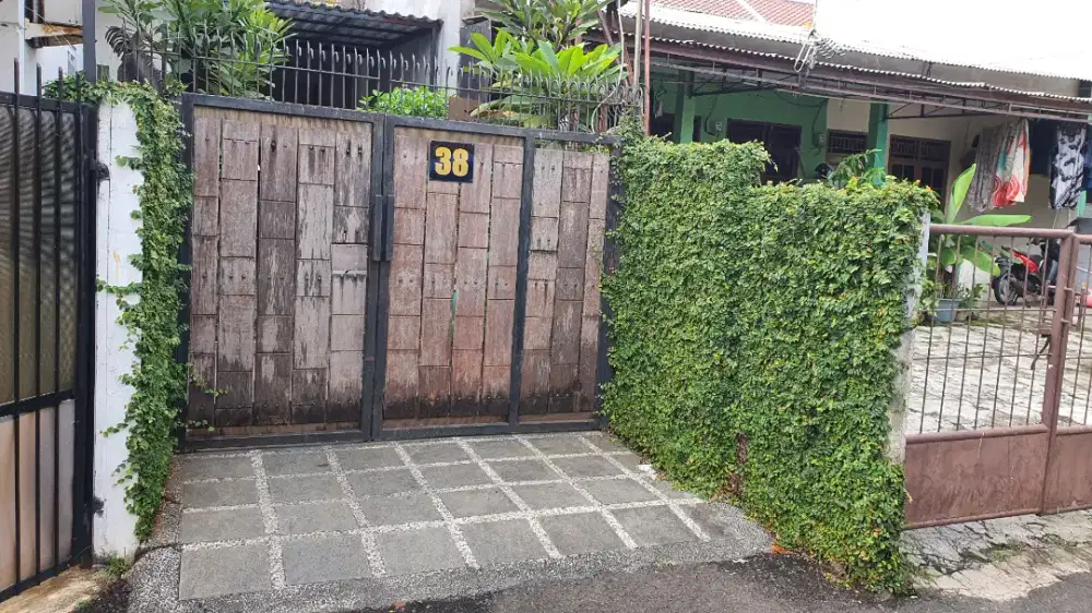 DIKONTRAKAN RUMAH DI JAGAKARSA JAKARTA SELATAN