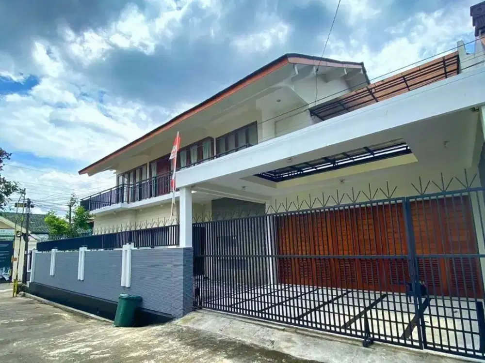 Istimewa Turun Harga 400 juta Rumah Besar dekat Superindo