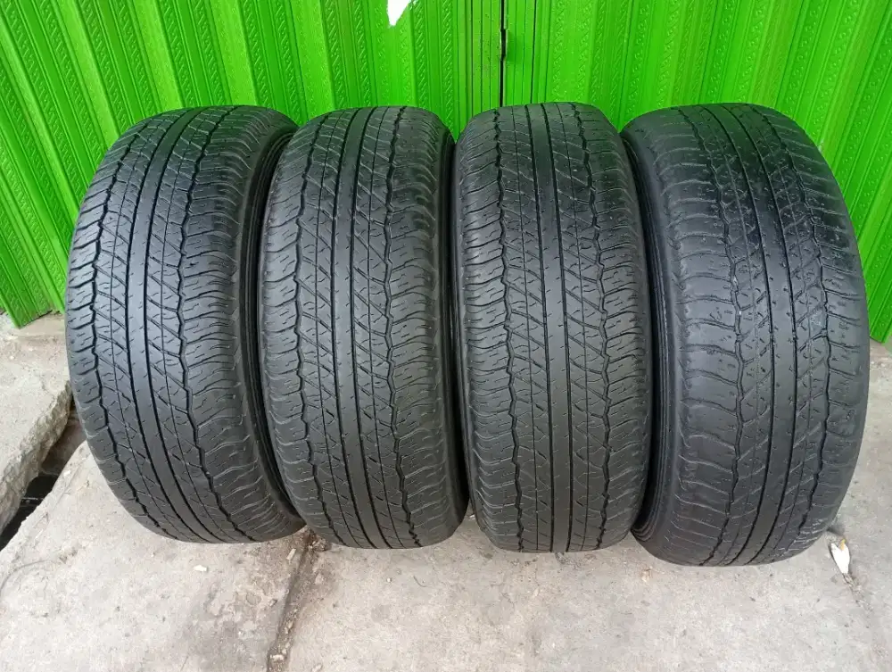 265/65R17. Dunlop AT20. 4pcs