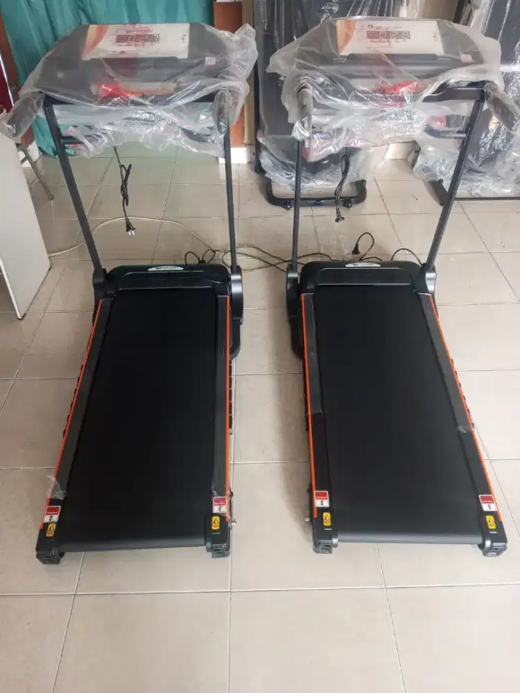 Treadmill listrik multifungsi