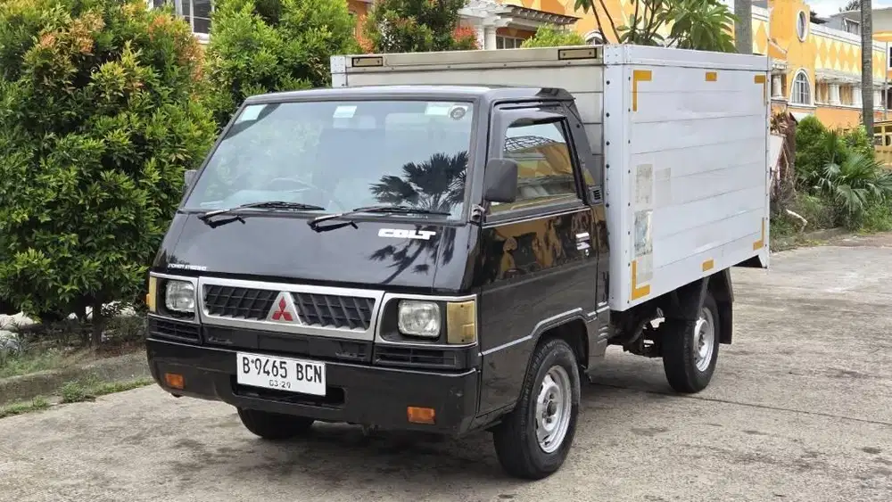 (liw km 121.xxx) Mitsubishi L300 mt 2014 Box almunium