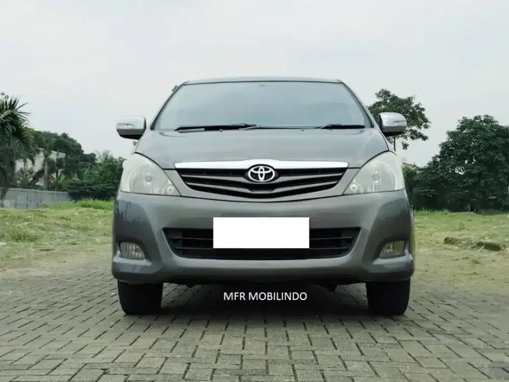 Tdp 0 - Toyota Innova G 2.0 AT Luxury 2010 Abu Metalik
