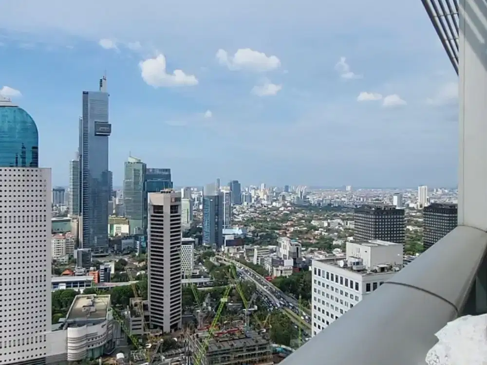 DIJUAL APARTEMEN ANANDAMAYA 3 KAMAR TIDUR