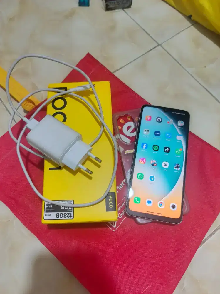 POCO C71 Satsett yuu