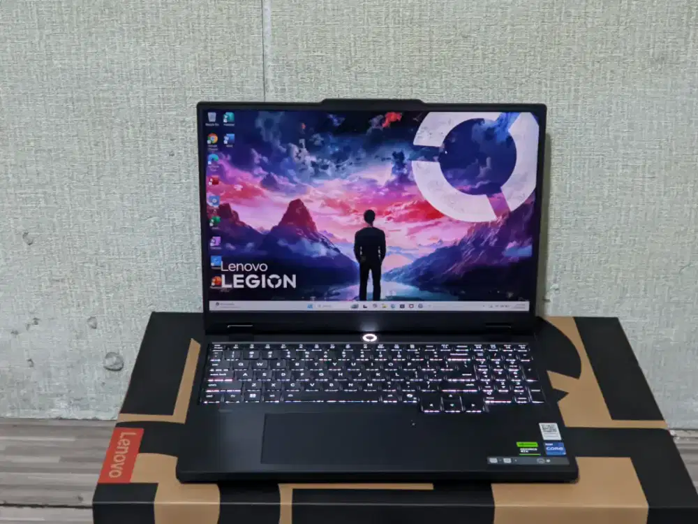 Laptop Lenovo Legion 5 15IRX10 i7 13620HX 16/512 RTX 5050 Like new