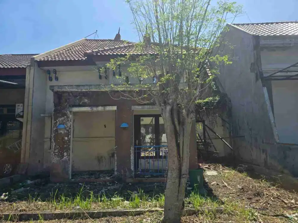 Rumah Rusak Hitung Tanah du Citra Harmoni Taman Sidoarjo