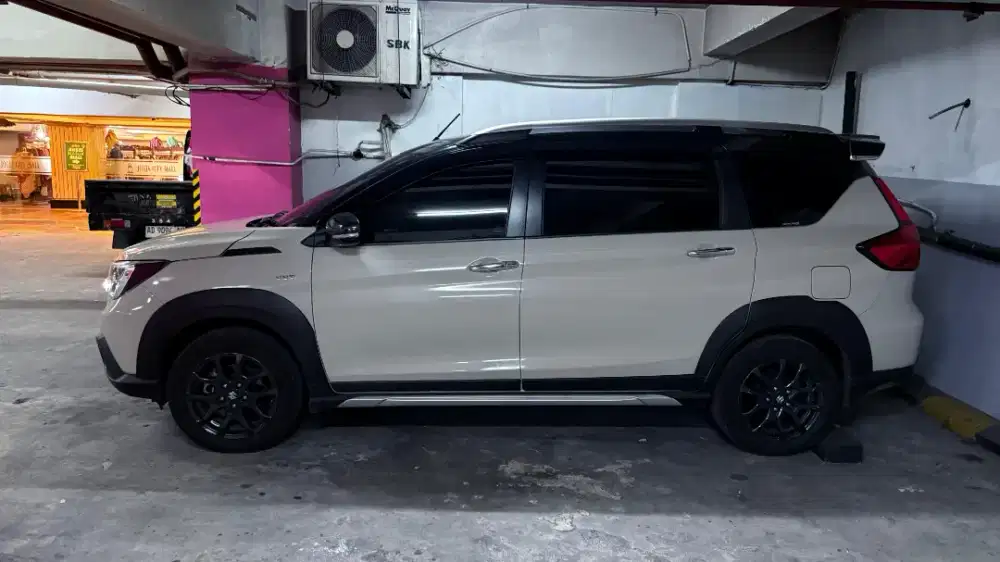 LOW KILOMETER XL7 ALPHA MATIC 2024