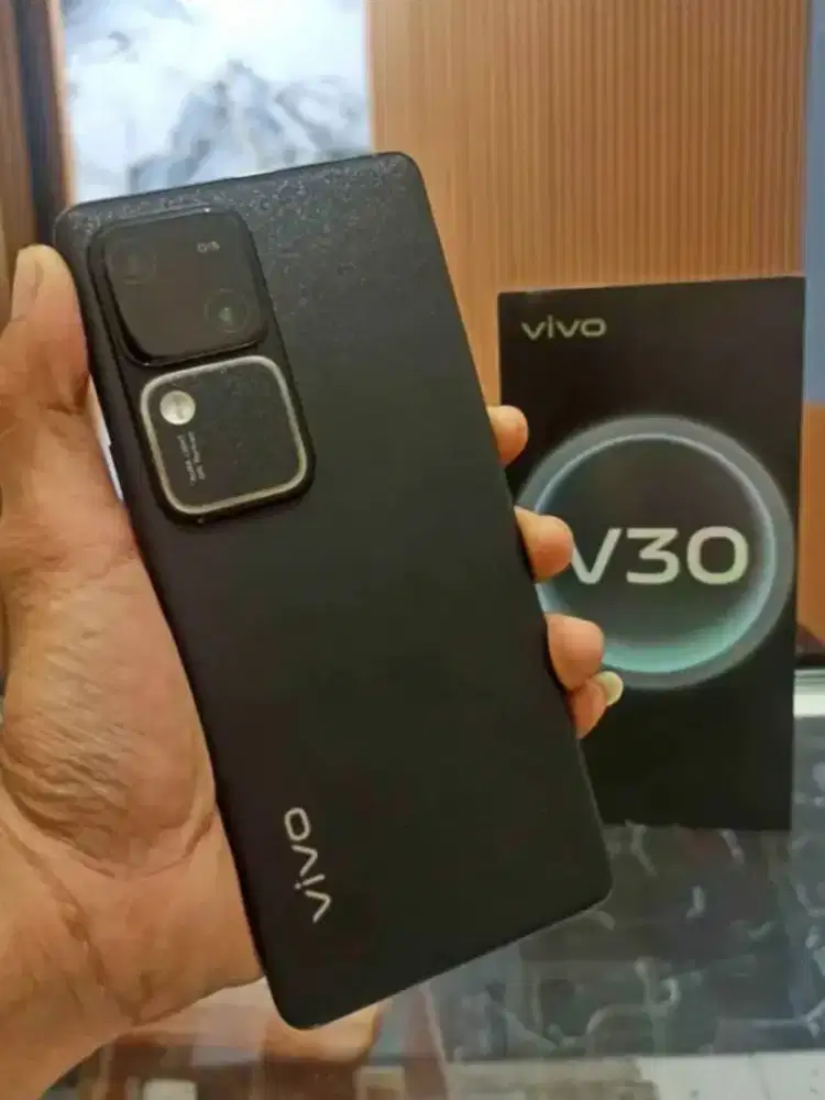 Vivo V30 5g Ram 8/256 gb fullset