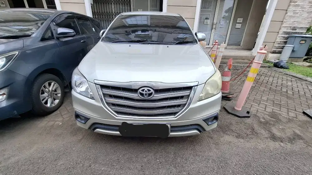 Kijang Innova 2014 Diesel Silver