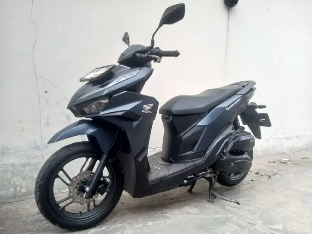 HONDA VARIO 125  KEYLES TAHUN 2024 PAJAK PANJANG