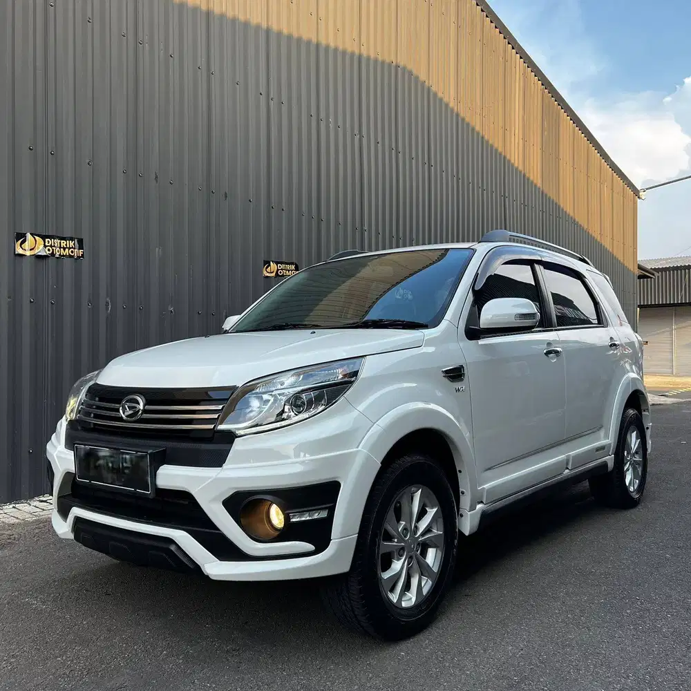 DAIHATSU TERIOS ADVENTURE R MANUAL TAHUN 2015