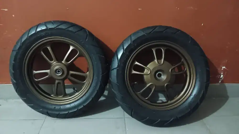 Ban dan velg honda scopy th 2024 ori honda