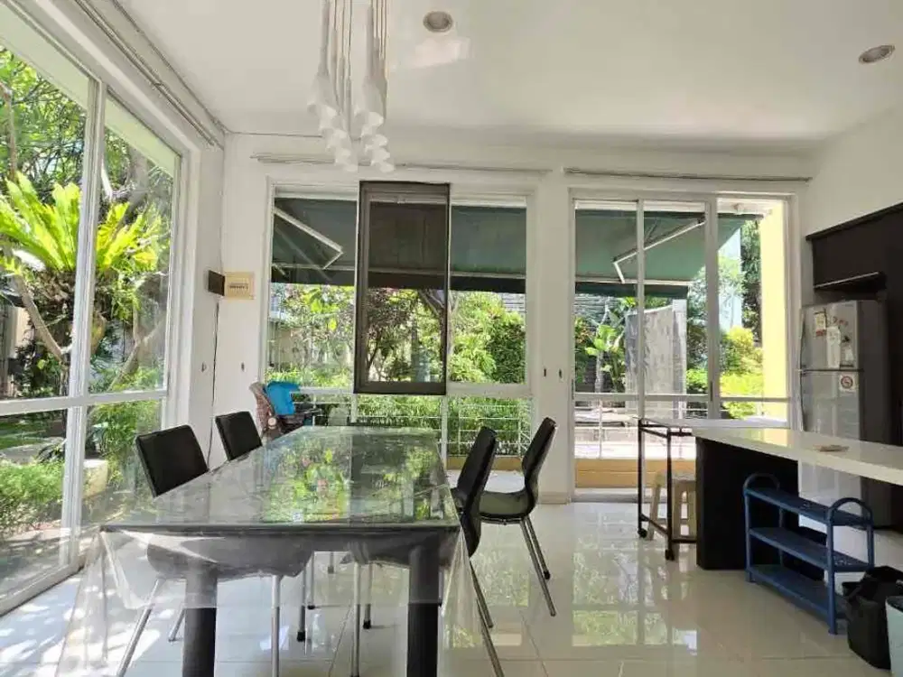 Dijual Rumah Town House De Oaze Tomang Residence Asri dan Tenang Harga 3,95M, 4.1 M, 4.9 M, 5.2 M, 6 M dan 12 M Bayak pilihan Unit