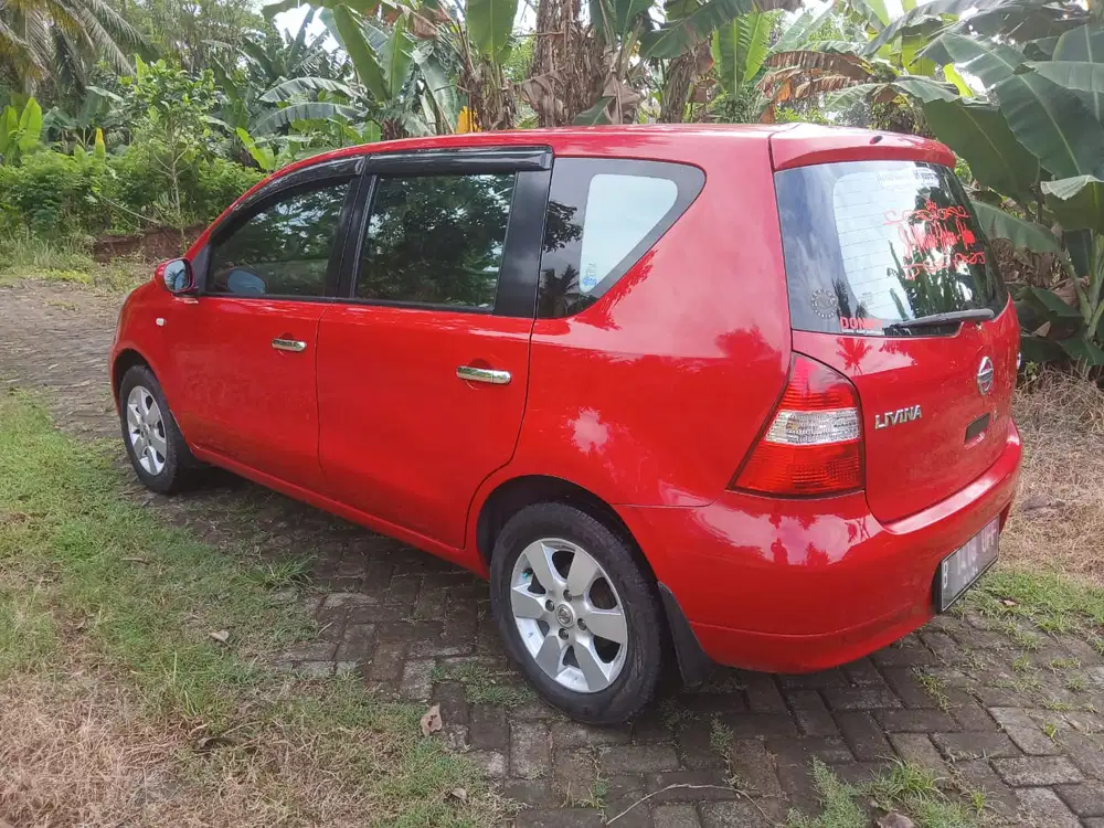 Dijual Nissan Livina 2008 MT 2 baris selain pajak off3x no mines