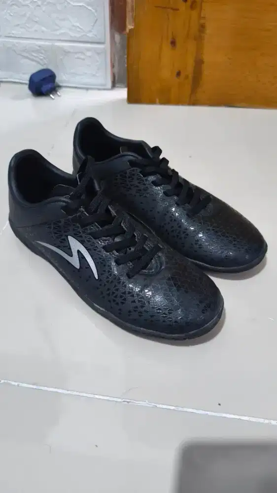 Sepatu Futsal Specs Stellar Sz 40