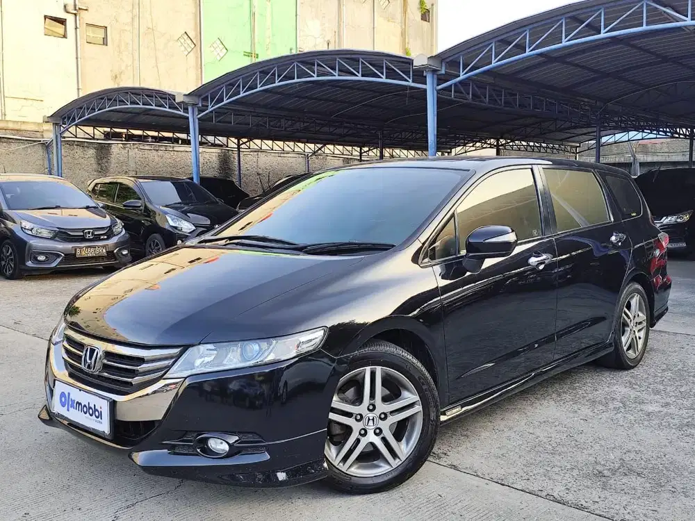 Pajak Panjang - Honda Odyssey 2.4 Bensin-AT 2012
