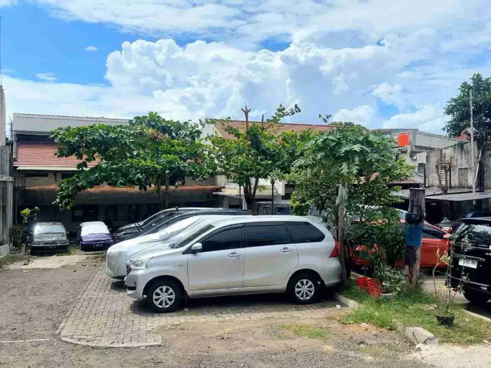 Rumah 2 Lantai Eks Kantor Harga Menarik Cocok Untuk Usaha Atau Town House