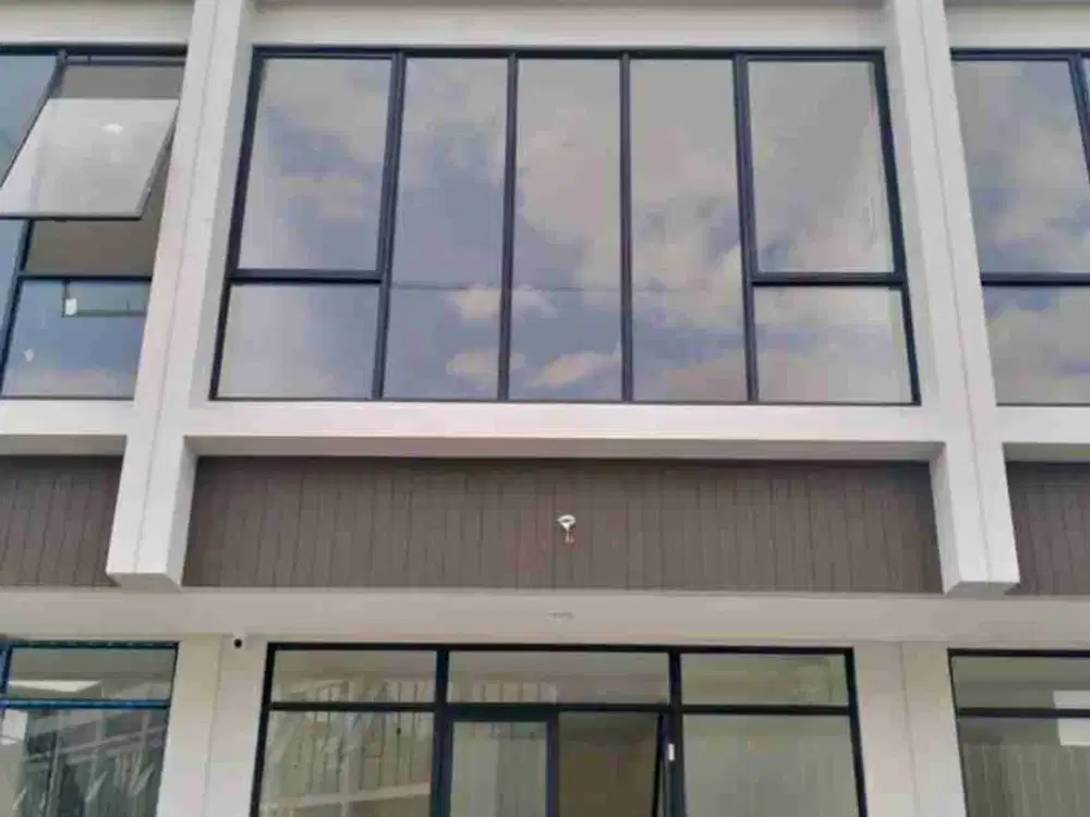 disewakan ruko baru 2 lantai dikawasan sorento grande gading serpong