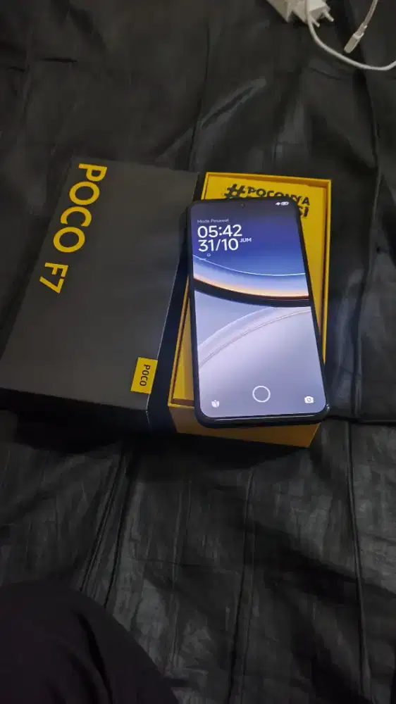 Poco f7 12/512gb fullset like new