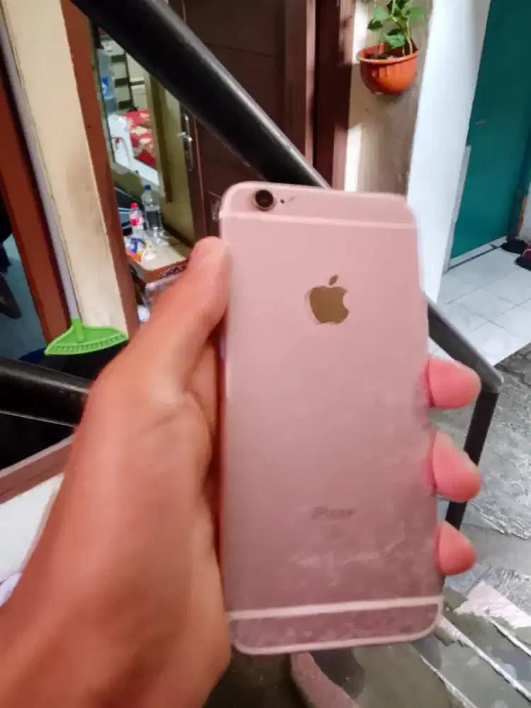 Jual iPhone 6s butuh