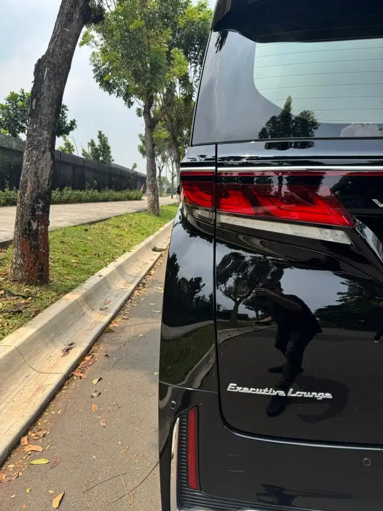 toyota vellfire 2024/2025 vip lounge km9000 spt baru!!!