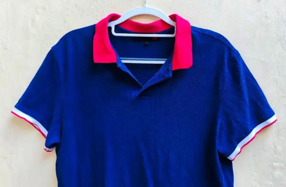 GUESS Shirt Size M

100% Original