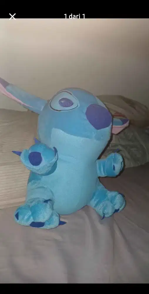 Boneka sticth biru