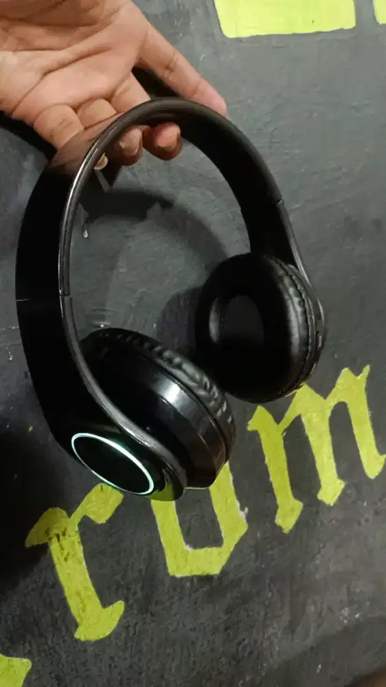 Headsfree bluetooth B39 masih mulus normal