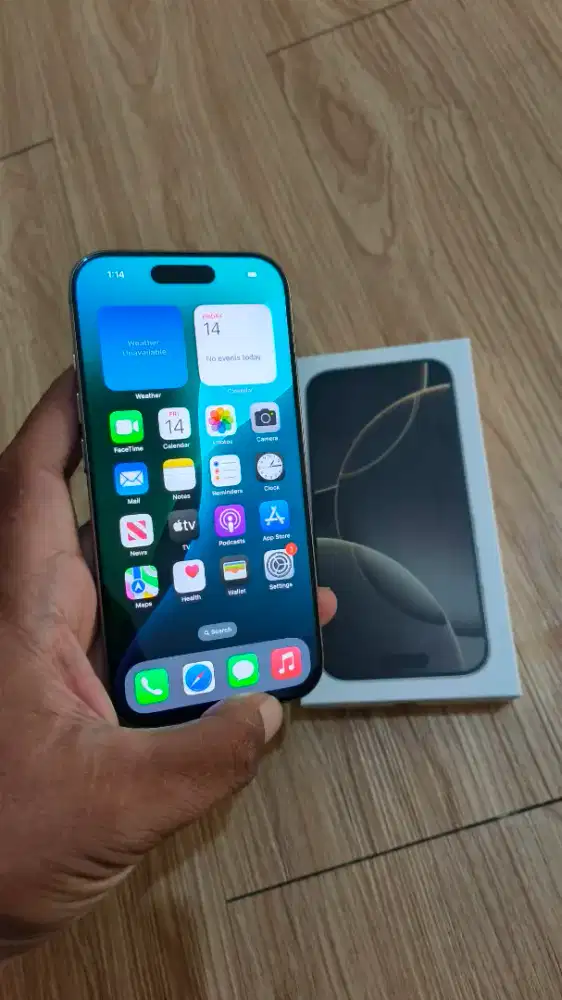 Iphone 16 pro 128gb ibox Fullset mulus baca deskripsi dulu,bisa tt hp