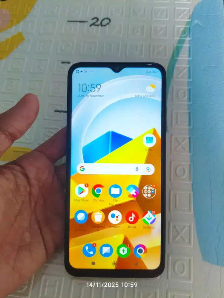 Poco m5 4+1 64 gb no minus