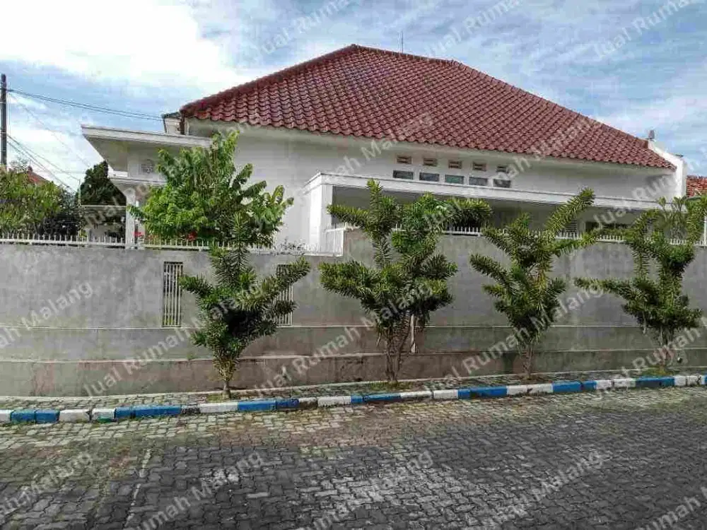 Dijual Cepat Rumah Hook Araya dekat Persada Hospital dan Terminal Kota Malang