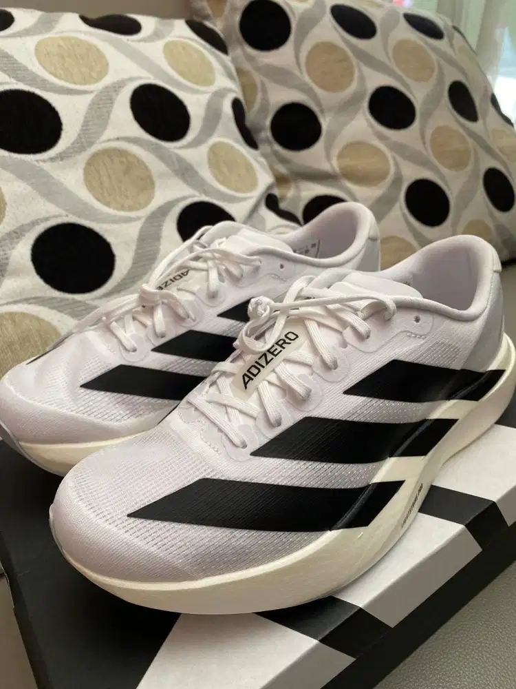 Adidas Adizero Evo SL - size 42 - BNIB