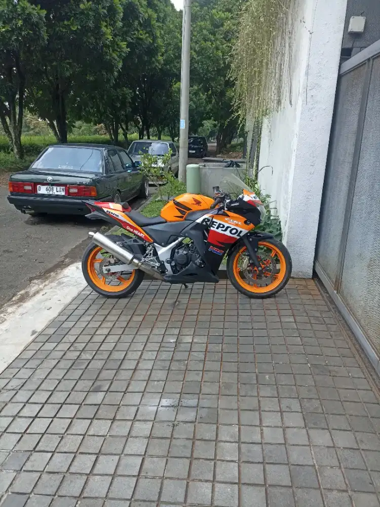 CBR 250 CBU 2013