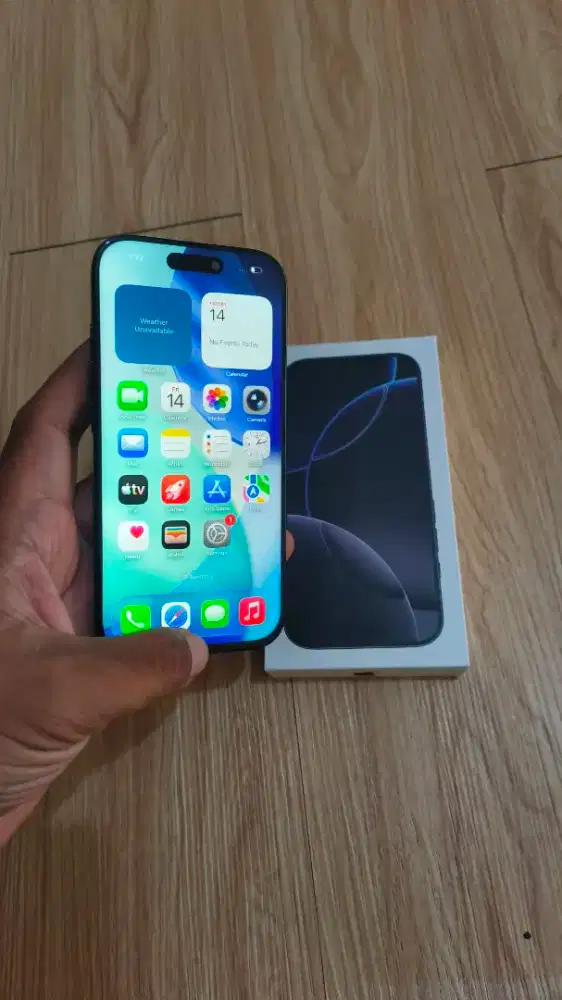 Iphone 16 pro 256gb ibox lcd gantian baca deskripsi,bisa tt hp lain