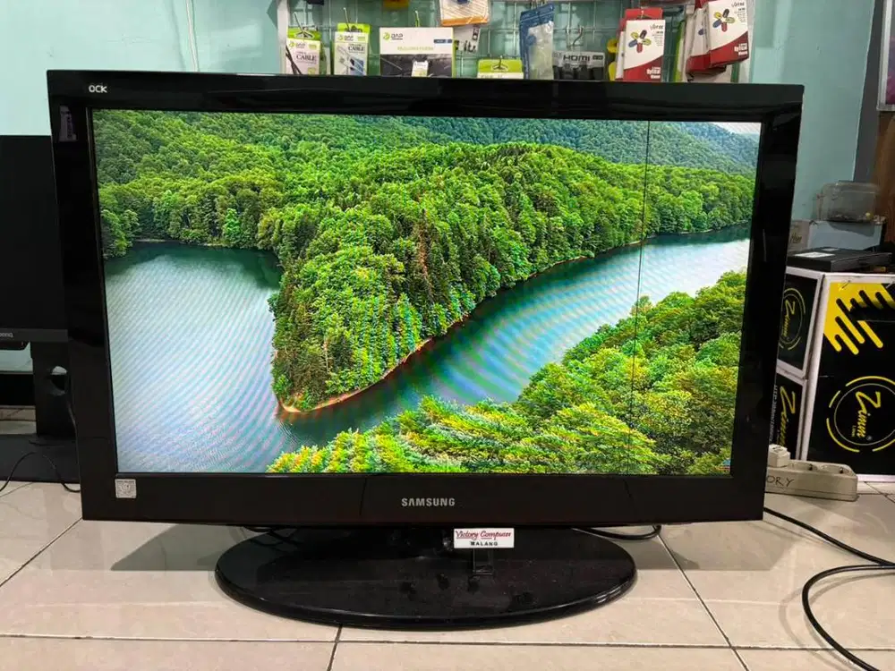 TV Samsung 32 inch bisa jadi monitor atau CCTV