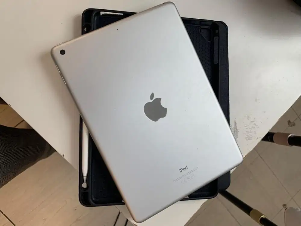 Ipad gen 6 128GB Ibox Wifi Only