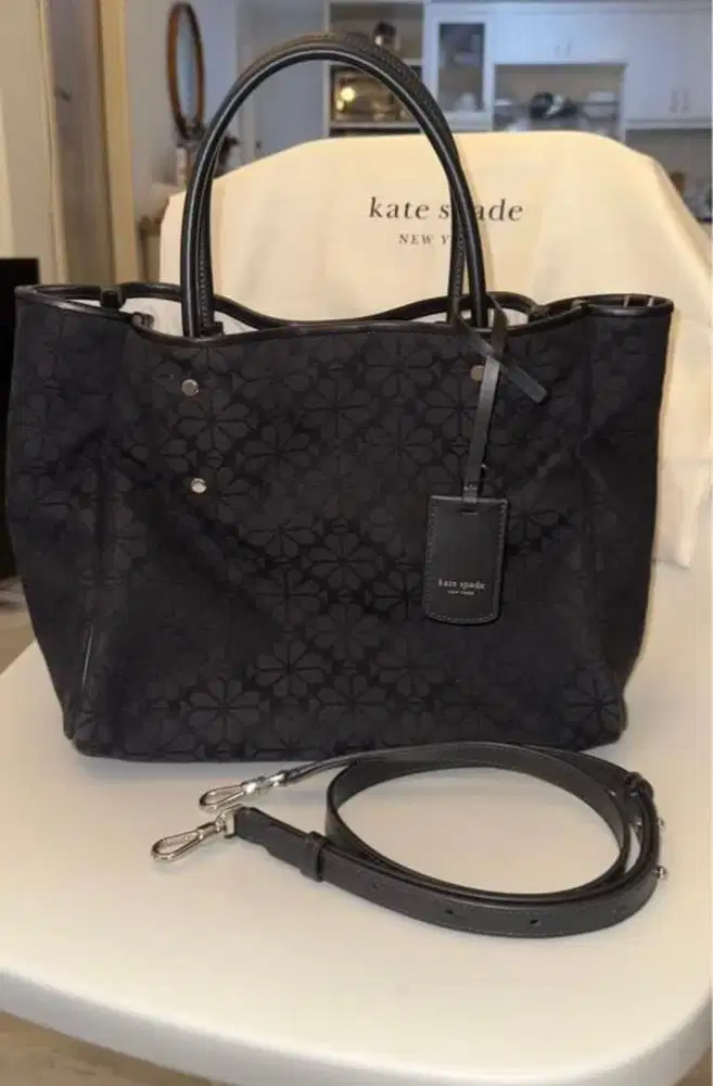Kate Spade Flower Jacquard Medium Everything Tote