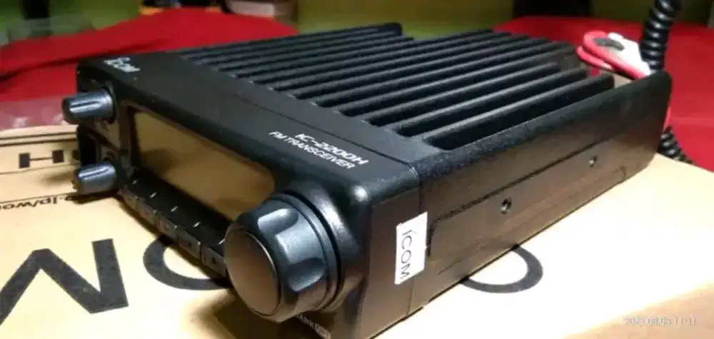 Rig icom ic - 2200 H stiker hitam with airband air band