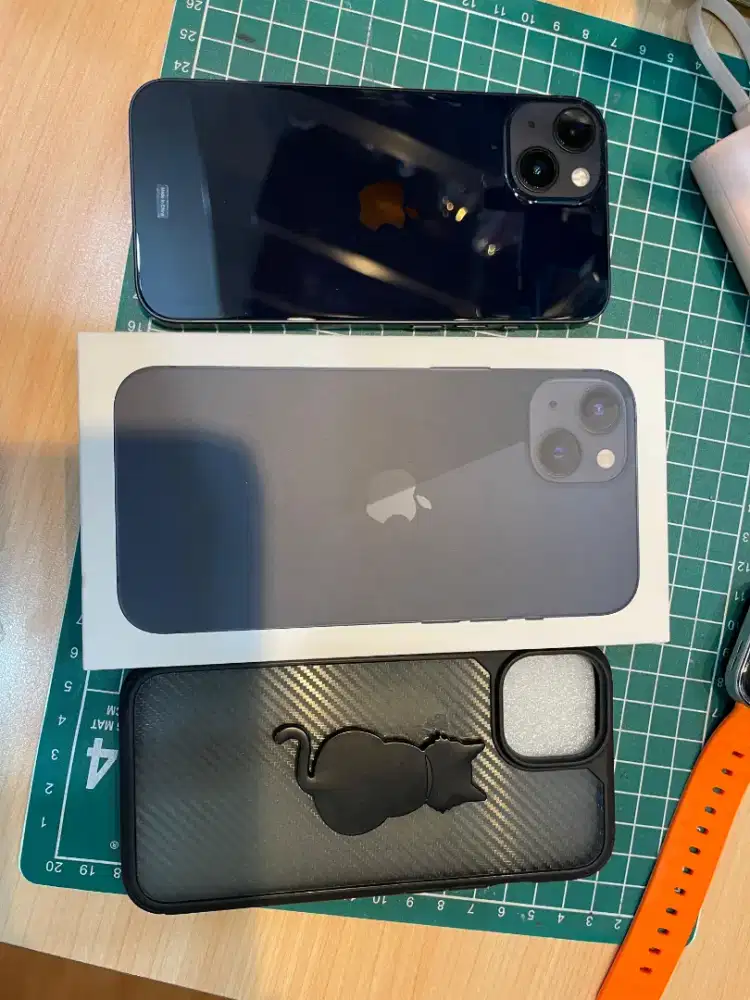 Iphone 13 128gb midnight black garansi resmi